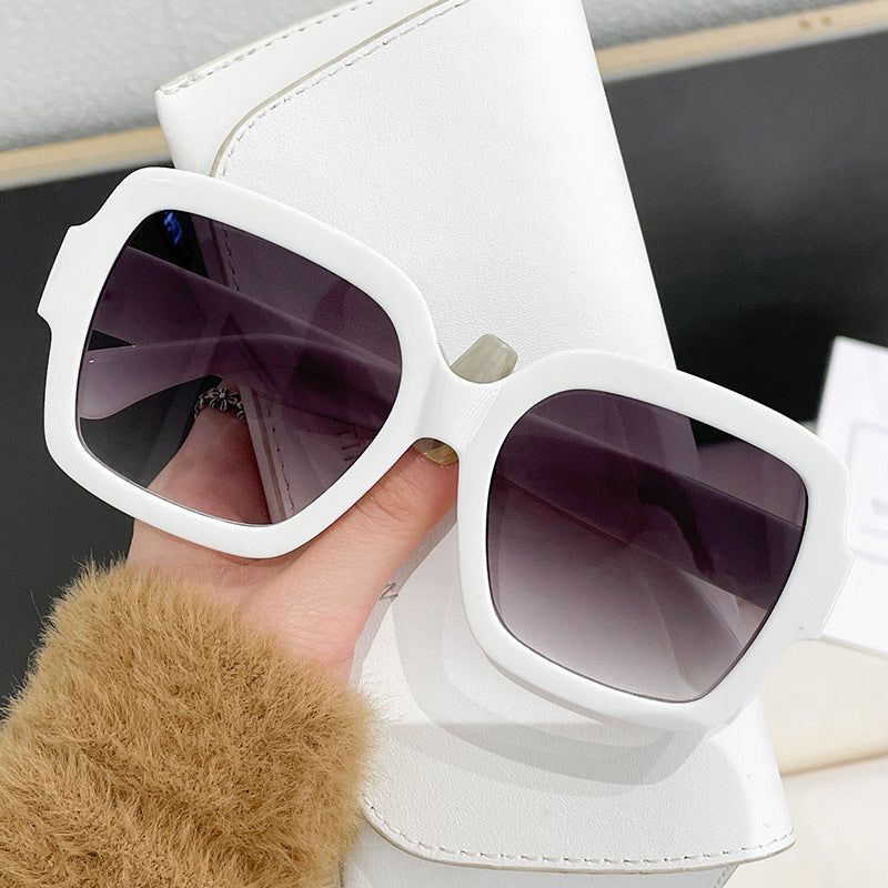 Wholesale  large frame square love sunglasses high-grade big face slimming UV-proof hot sunglasses